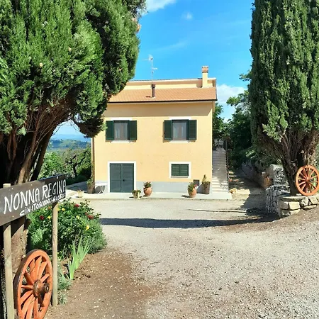 Apartamento Nonna Regina, House In Umbria Collemancio